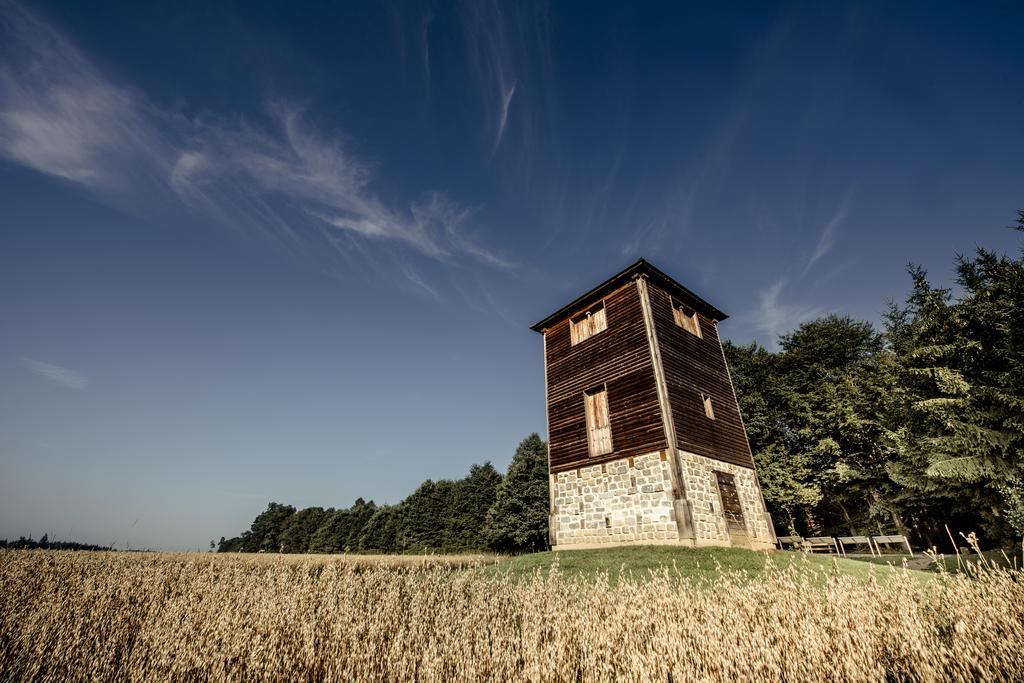 Gasthof Goldenes Lamm Hotel Schwabsberg Eksteriør billede